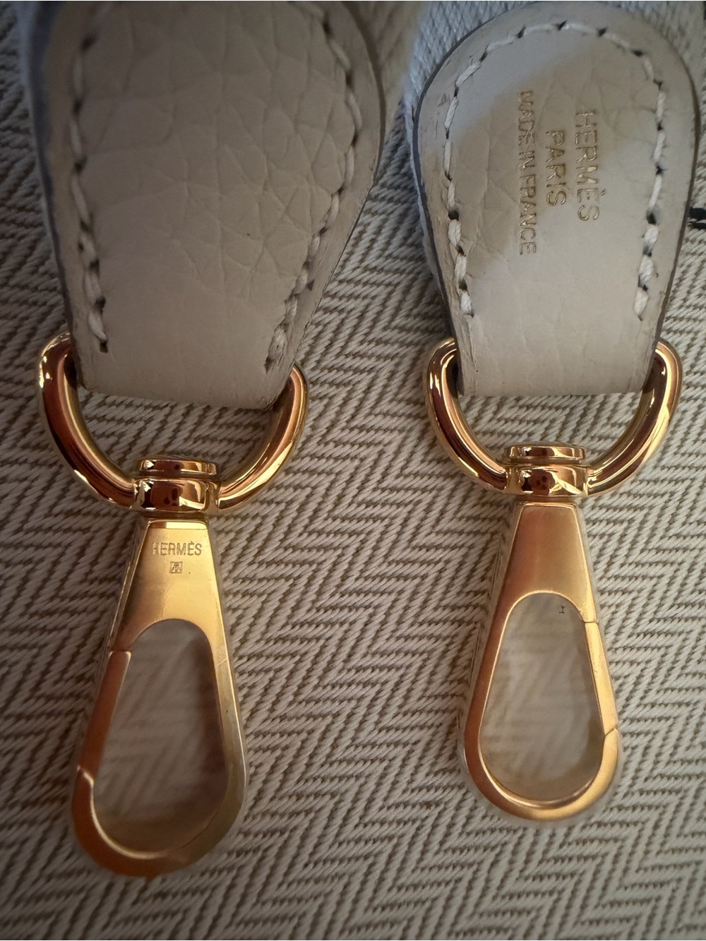 Hermès Evelyne 16 TPM  Bag in Craie Gold Hardware Clemence Leather 2026 stamp G - Picture 11 of 14